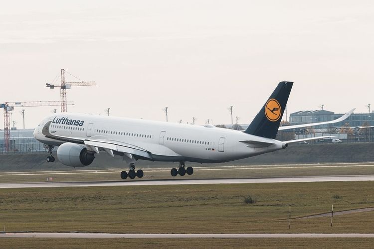 Lufthansa's Marie Sarre Discusses AI and the Impact of Large Language Models on the Aviation Industry